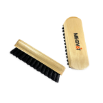 Фото 2 Megvit щетка для деликатной чистки изделий из кожи и кожзама